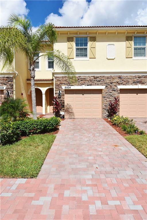 Property Photo:  9504 SW Merlin Court  FL 34997 