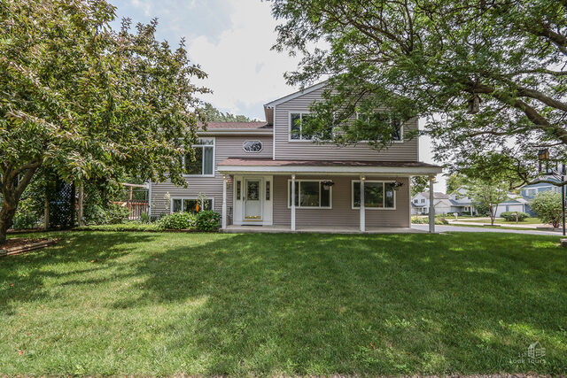 538 Milton Drive  Naperville IL 60563 photo