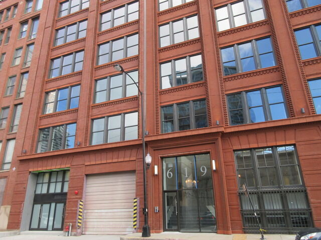 Property Photo:  619 S Lasalle Street 307  IL 60605 