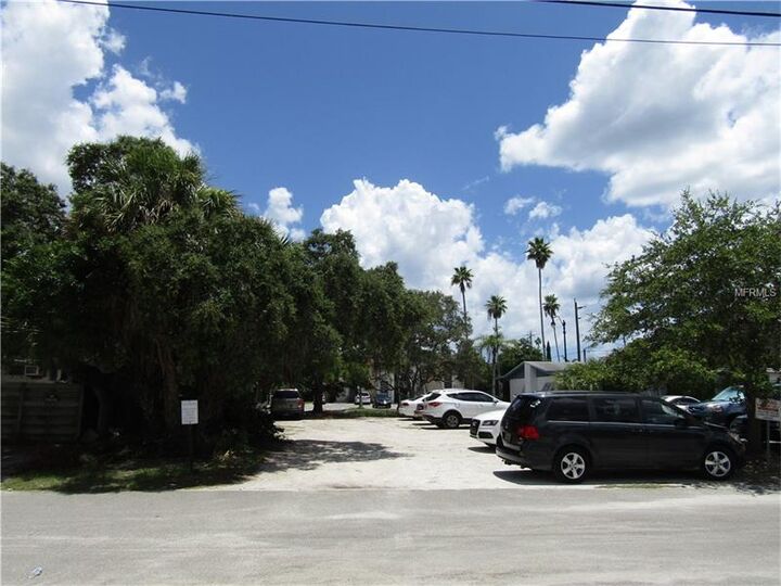 Property Photo:  332 Miami Avenue W  FL 34285 