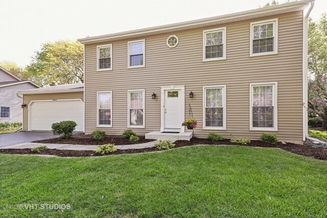 Property Photo: 1082 Collingwood Drive E IL 60540