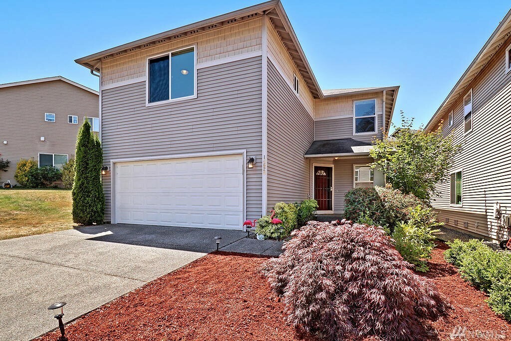 Property Photo:  14626 32nd Place W  WA 98087 