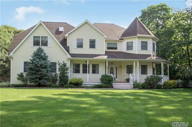 Property Photo:  433 Meadow Road  NY 11754 