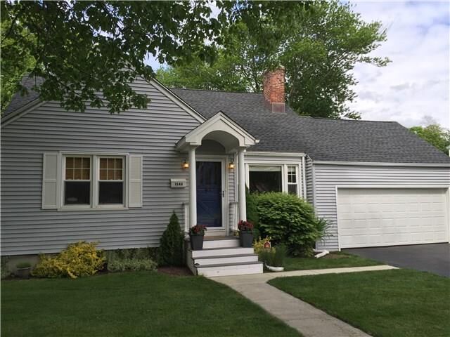 Property Photo:  1548 Stratfield Road  CT 06825 