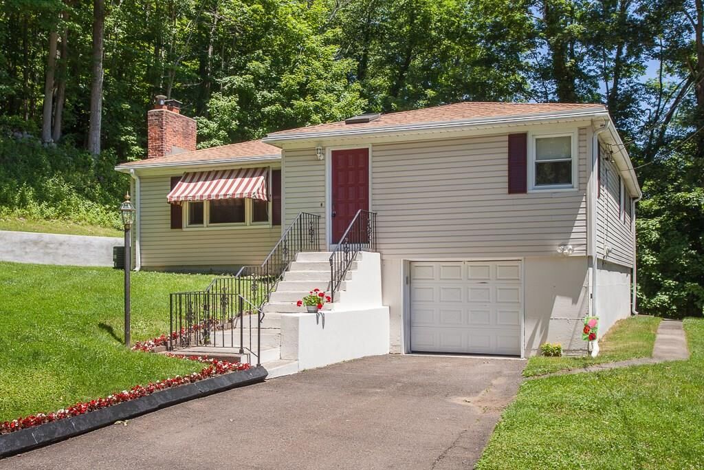 Property Photo:  115 Luciani Road  CT 06525 