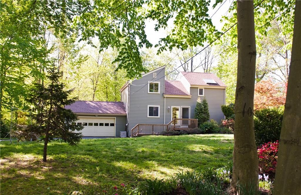 Property Photo:  487 Pine Tree Drive  CT 06477 