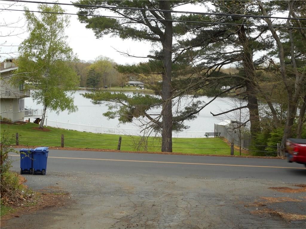 Property Photo:  17 Indian River Road  CT 06477 