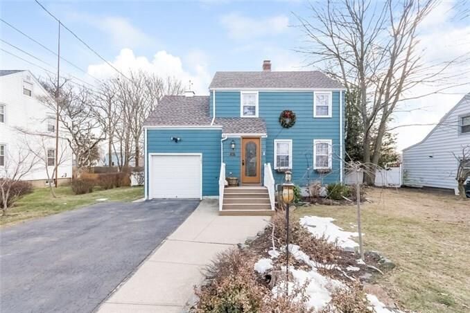 Property Photo: 1193 South Avenue CT 06615