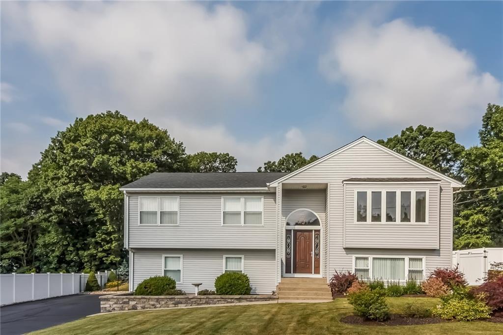 Property Photo:  78 Allikat Way  CT 06513 