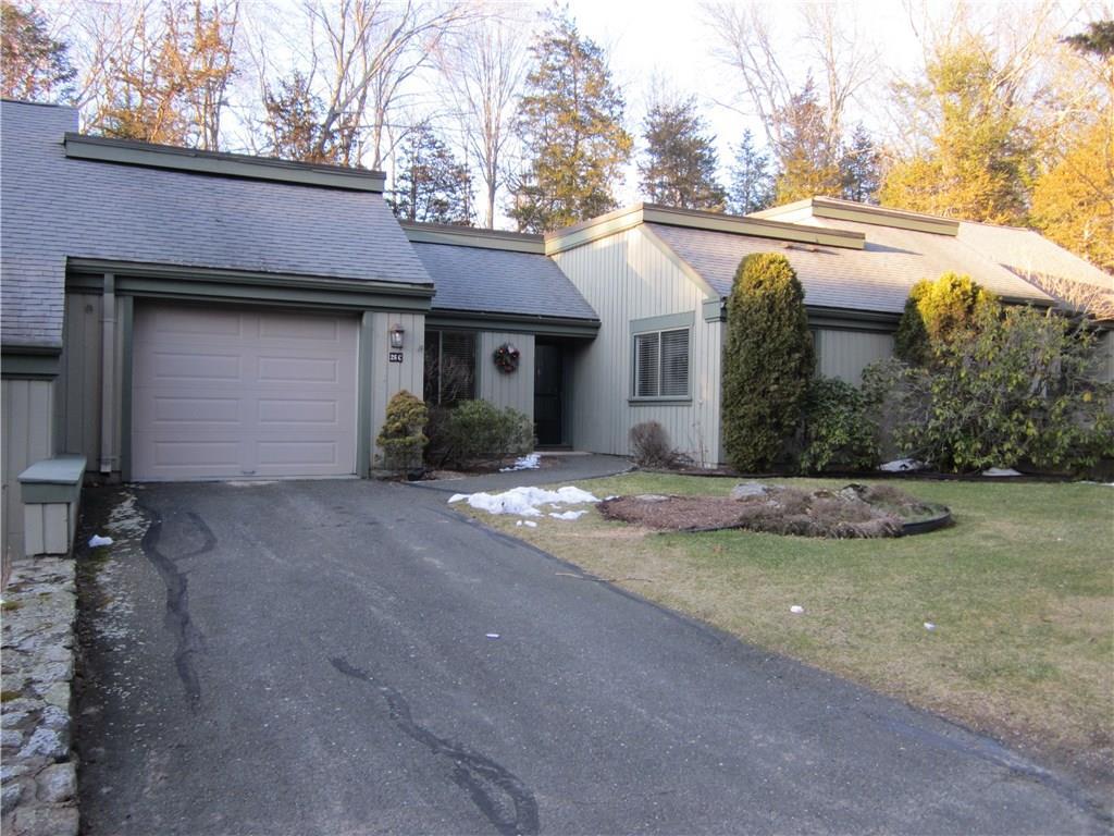 Property Photo: 25 Heritage Crest C CT 06488