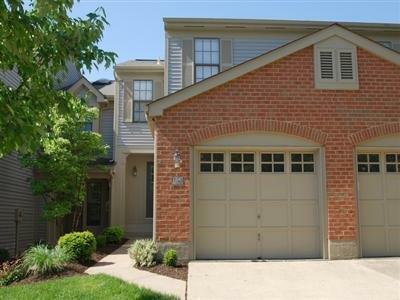 Property Photo:  12045 Pickwick Place  OH 45241 