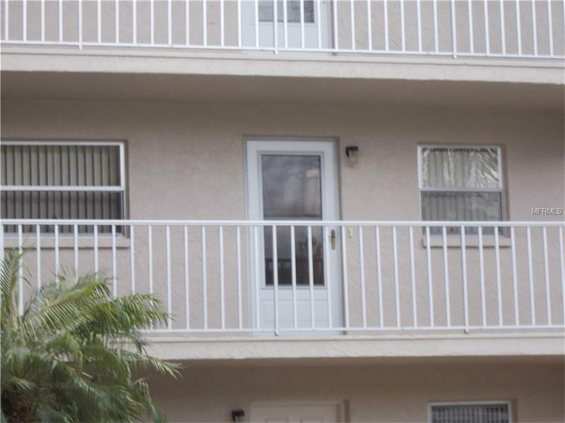 Property Photo:  3987 Maceachen Boulevard 120  FL 34233 