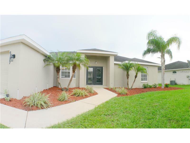 Property Photo: 6327 Hampton Pointe Cir FL 33813