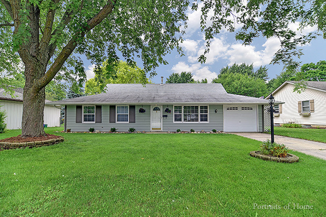 Property Photo: 130 Circle Drive West IL 60538