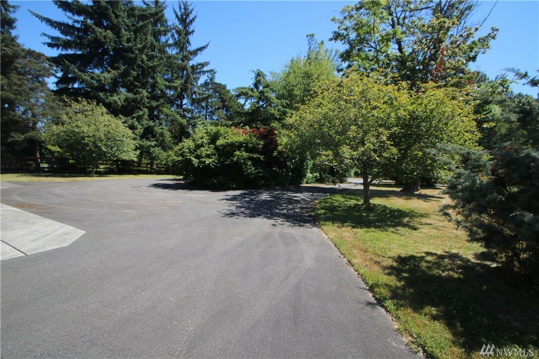 Property Photo: 12520 40th Ave E WA 98446