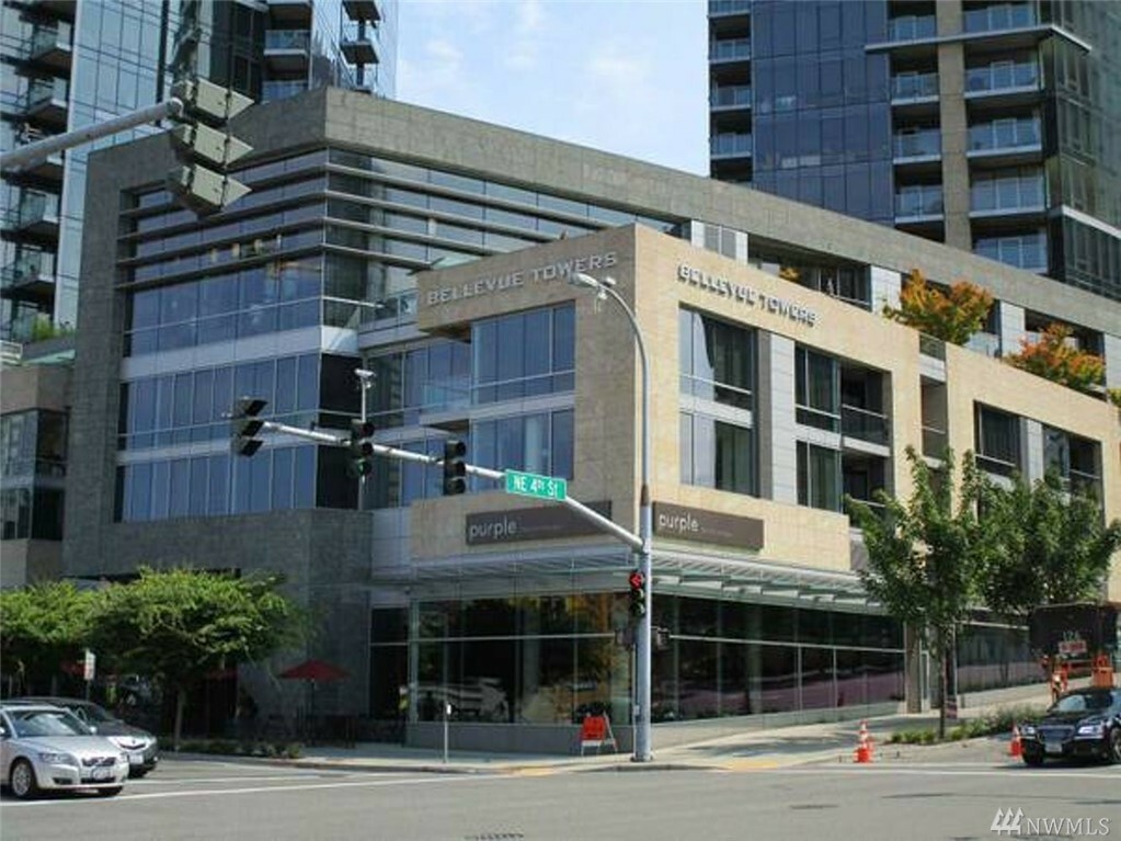 Property Photo: 10700 NE 4th St 324 WA 98004