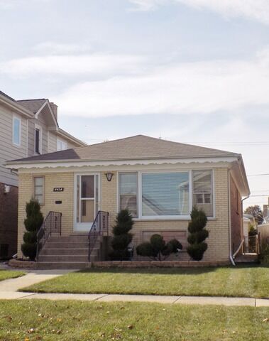 Property Photo:  4454 N New England Avenue  IL 60706 