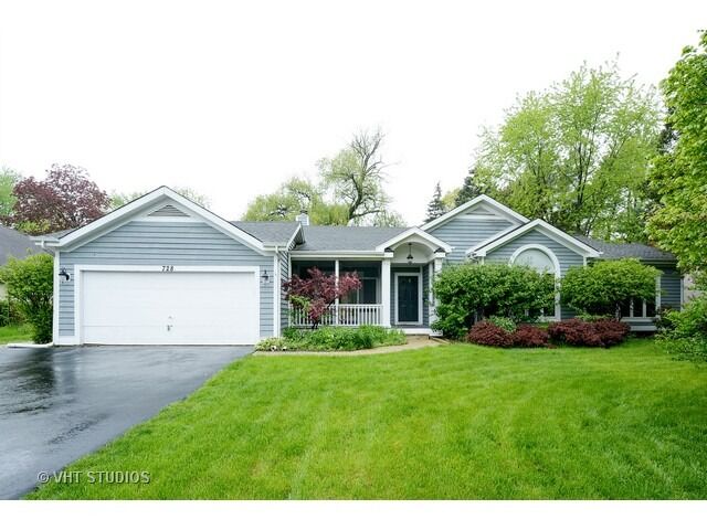 728 Bryant Avenue  Barrington IL 60010 photo