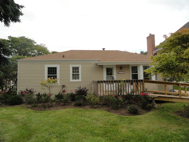 Property Photo: 2753 Scott Street IL 60018