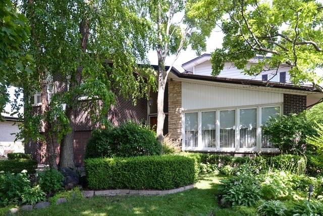 Property Photo: 7051 Tripp Avenue IL 60712