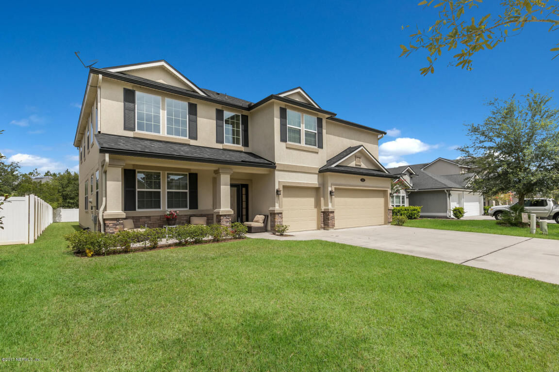 Property Photo:  49 St Croix Island Drive  FL 32092 