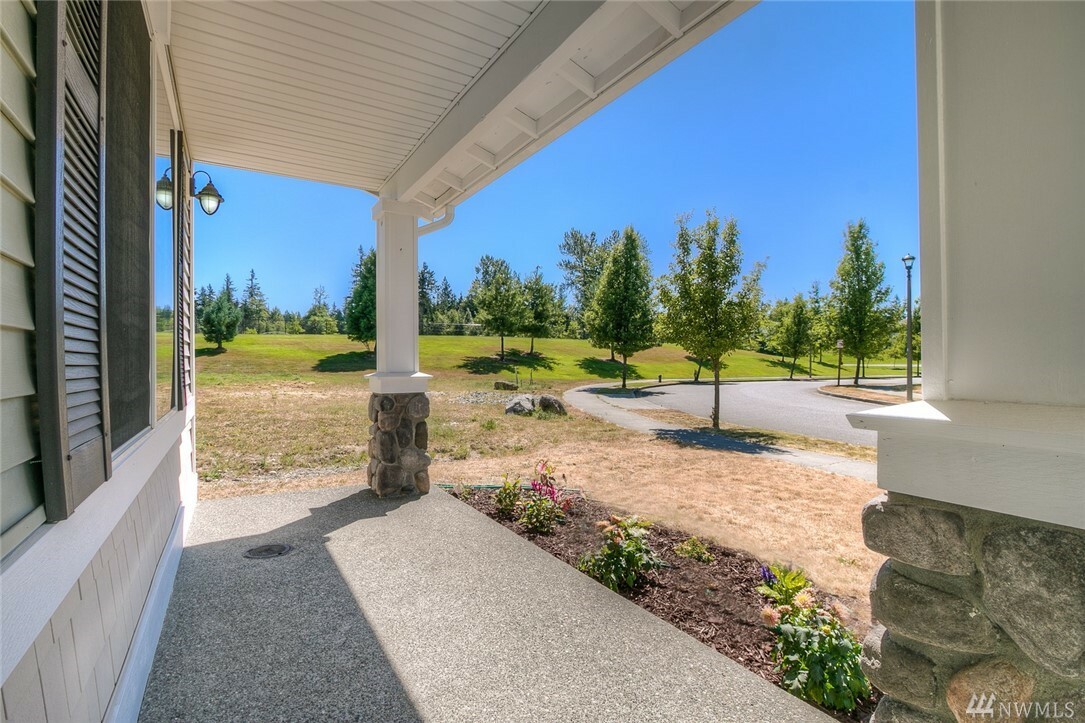 Property Photo:  6722 Quigley Ave SE  WA 98065 