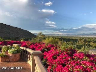 Property Photo: 4402 E Mockingbird Lane AZ 85253