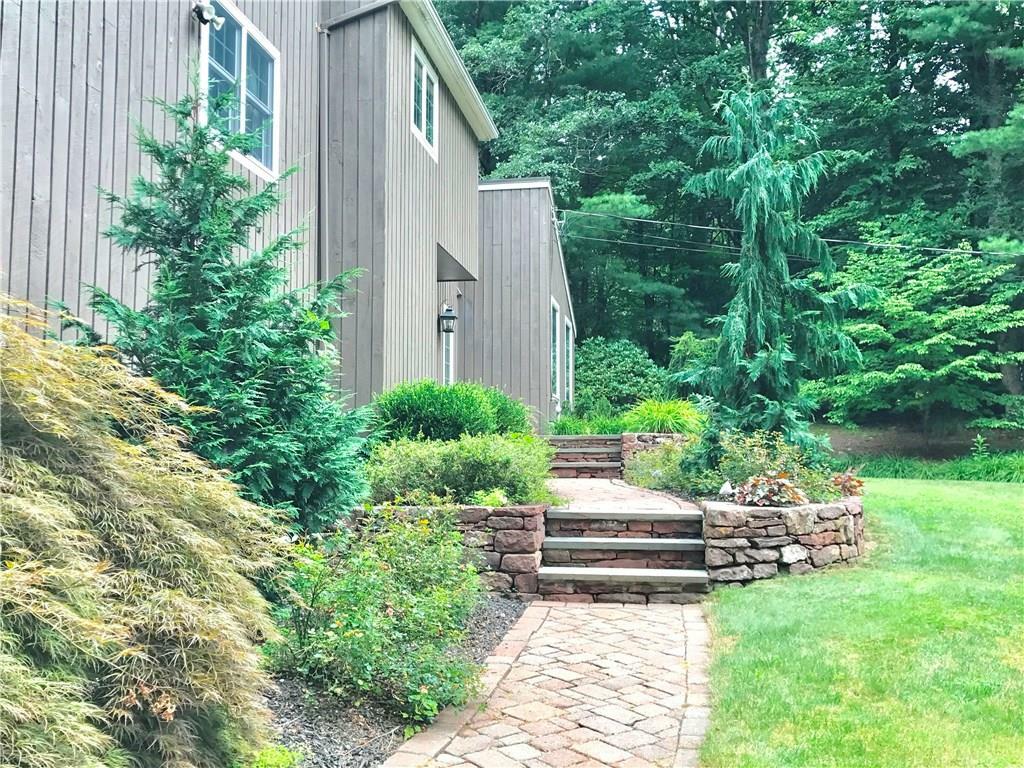 Property Photo: 7 Laurel Lane CT 06070