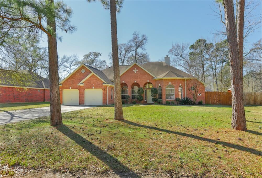 Property Photo: 703 Douglas Fir Drive TX 77354