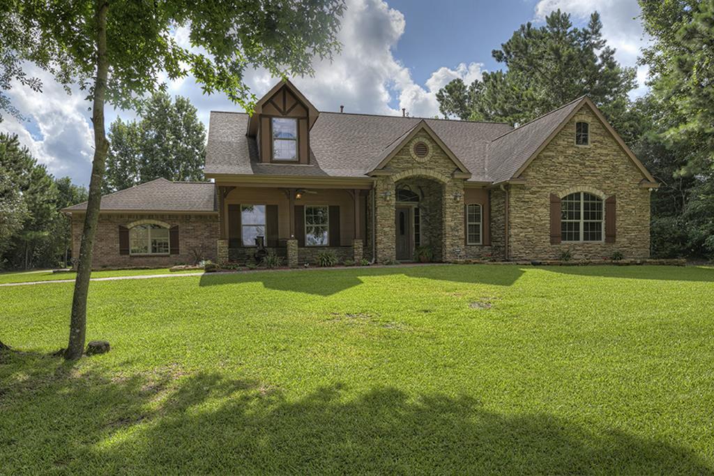 15594 Crown Oaks Drive  Montgomery TX 77316 photo