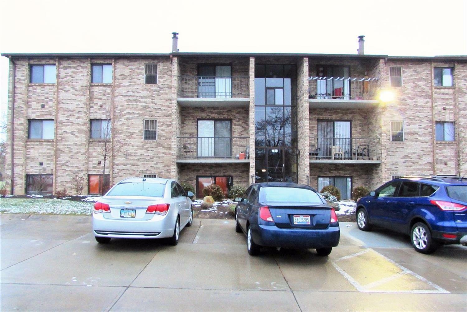 Property Photo:  7216 Creekview Drive 1  OH 45247 