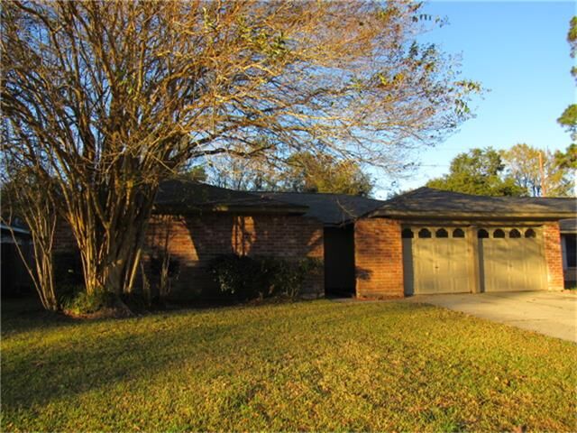 Property Photo: 6211 Brookgate Drive TX 77373