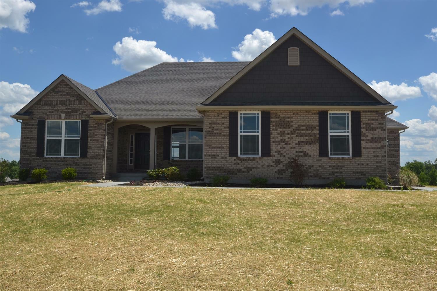 Property Photo: 5604 Oakview Terrace OH 45011