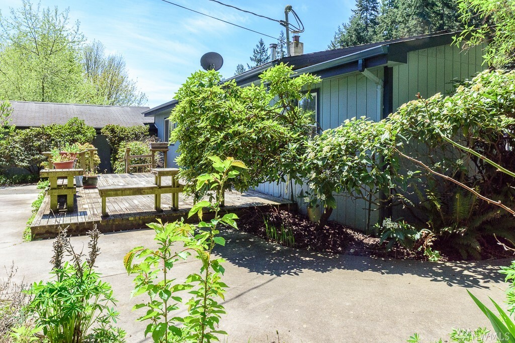 Property Photo:  20569 Widme Rd NE  WA 98370 