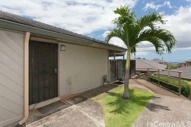 94-840 Lelepua Street 14C  Waipahu HI 96797 photo