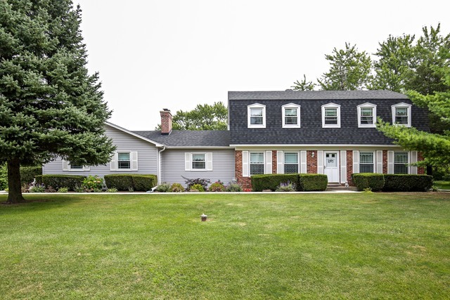 Property Photo:  30W235 Bellingham Lane  IL 60103 