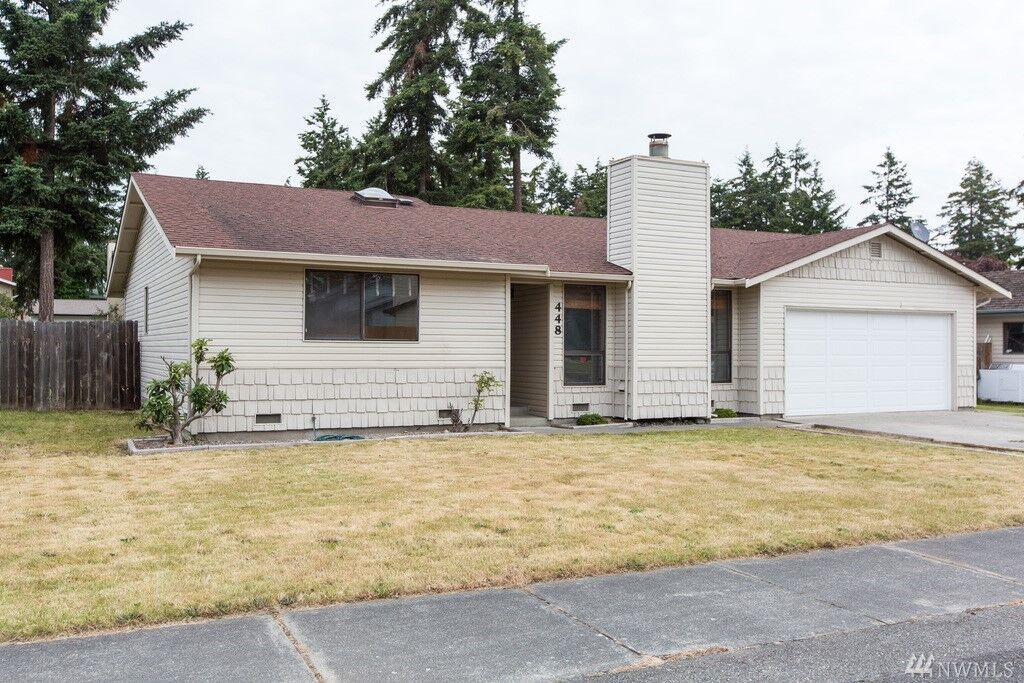 Property Photo: 448 NW 7th Ave WA 98277
