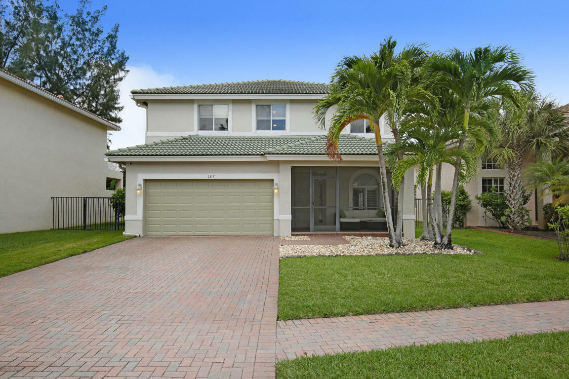 Property Photo:  137 Sarona Circle  FL 33411 