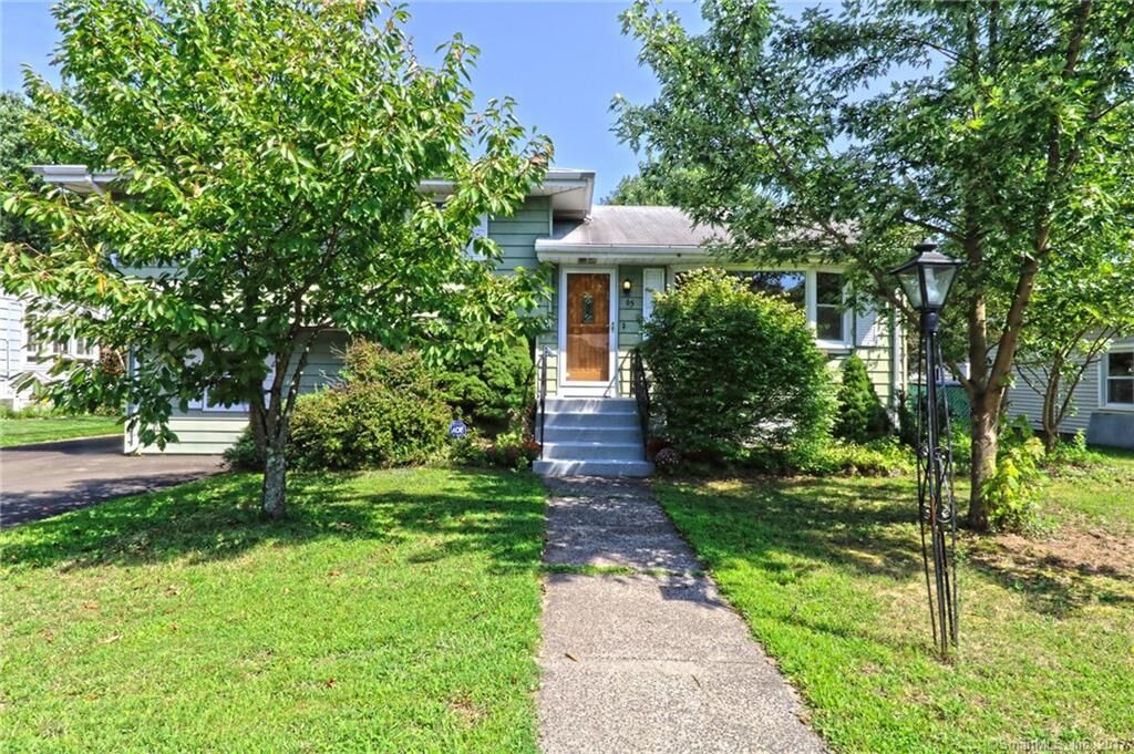 Property Photo:  65 Ursini Drive  CT 06514 