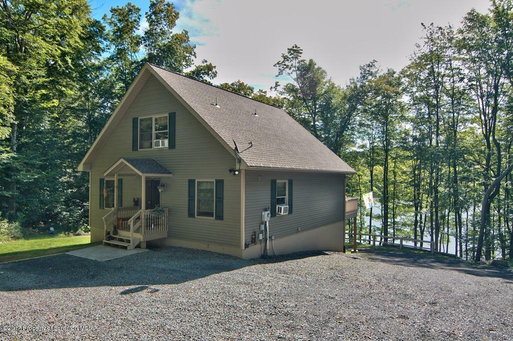 Property Photo:  4001 Rear Pond View Drive  PA 18411 