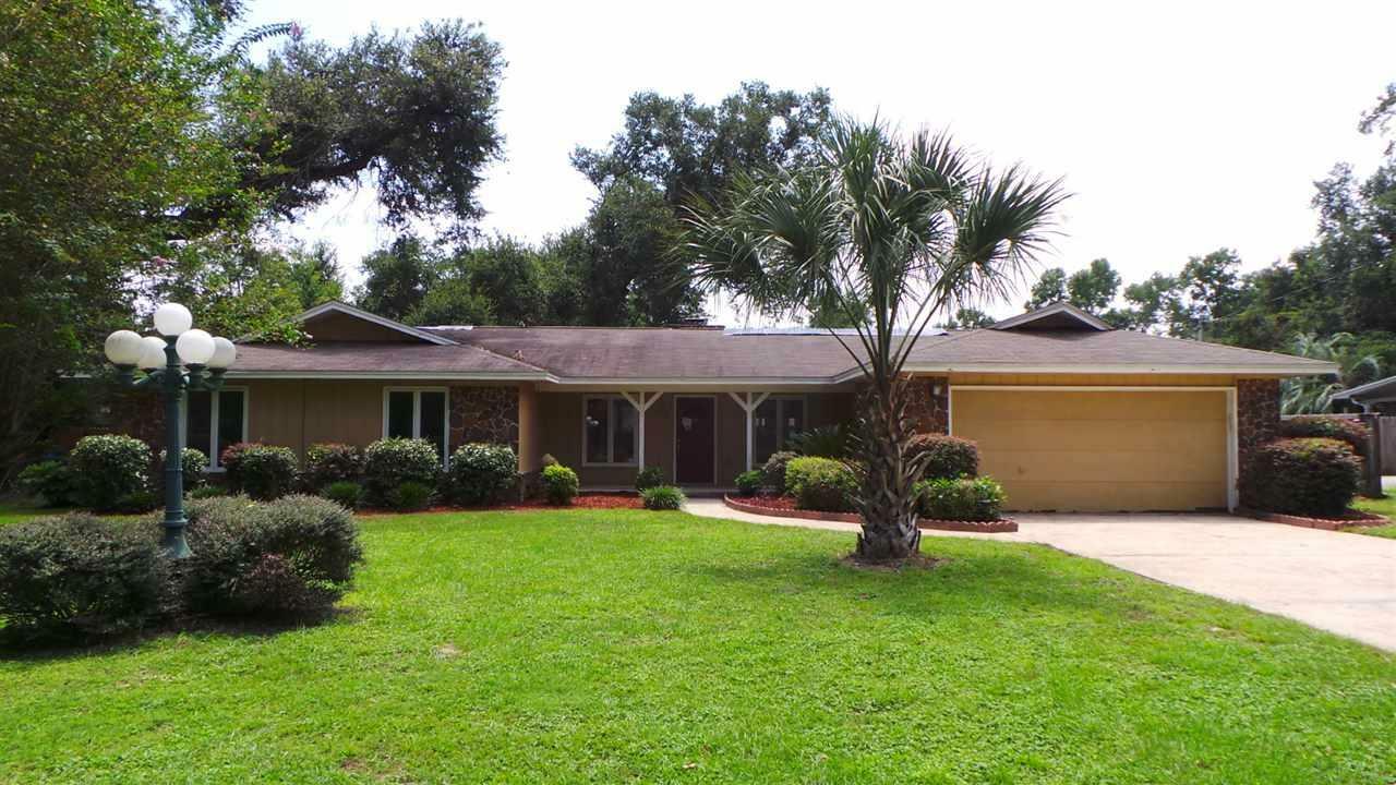 Property Photo:  4035 Guinevere Dr  FL 32514 