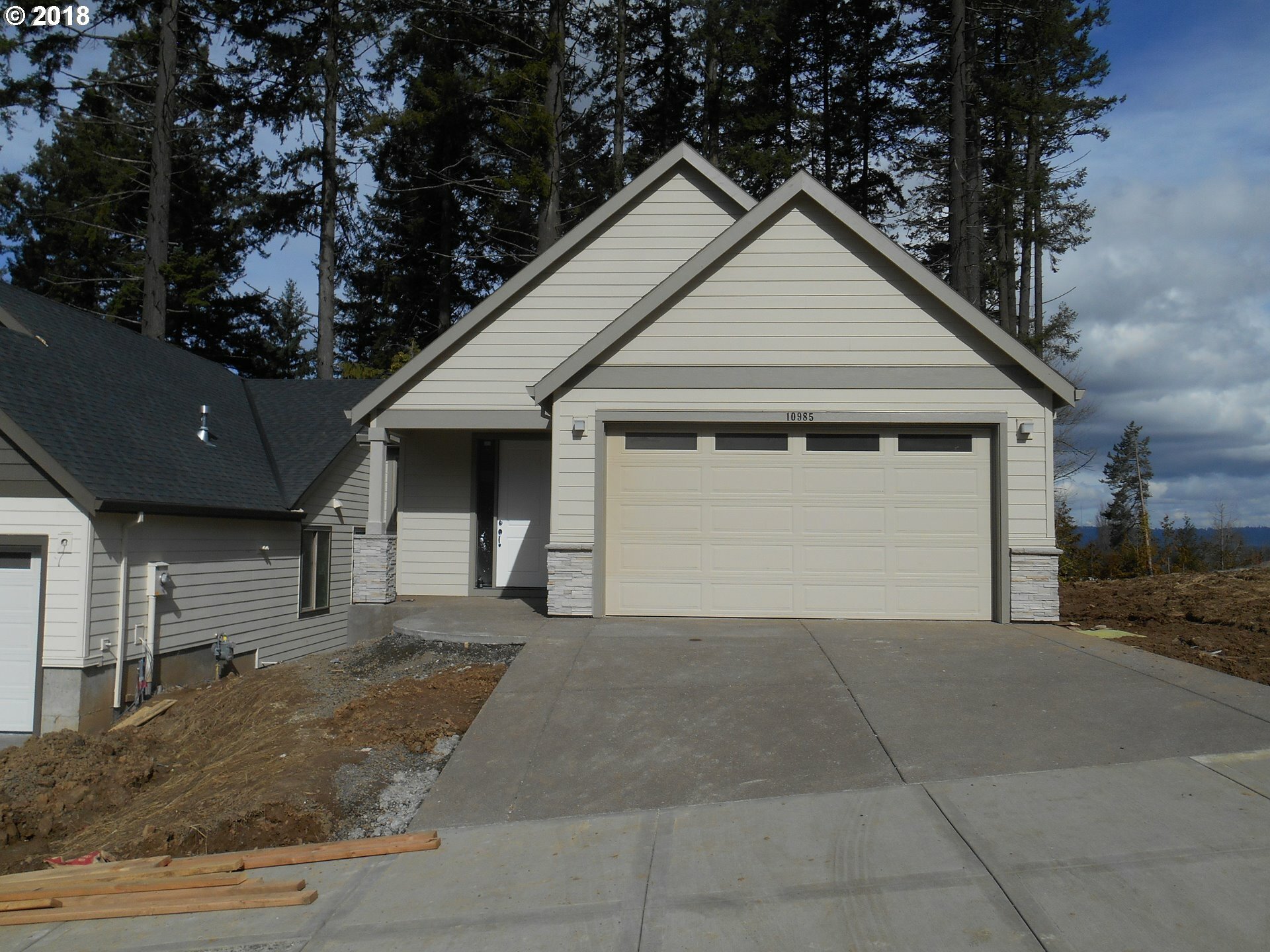 Property Photo:  10985 SW Annand Ct  OR 97224 