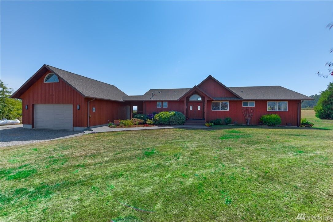 Property Photo:  909 Patmore Rd  WA 98239 