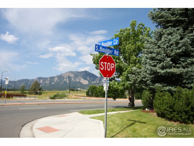 Property Photo:  30 S Boulder Cir 3011  CO 80303 