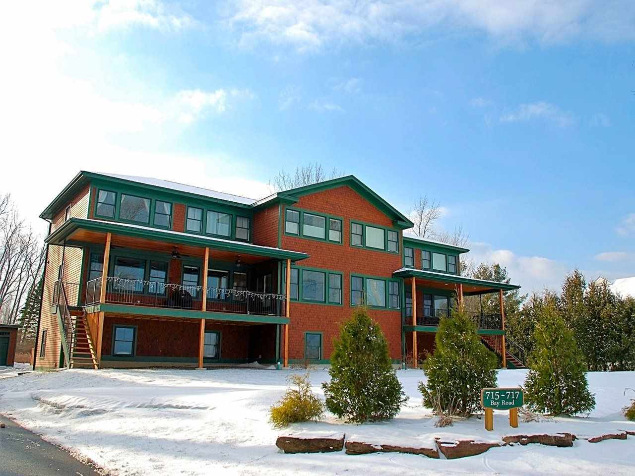 Property Photo: 717 Bay Road VT 05482