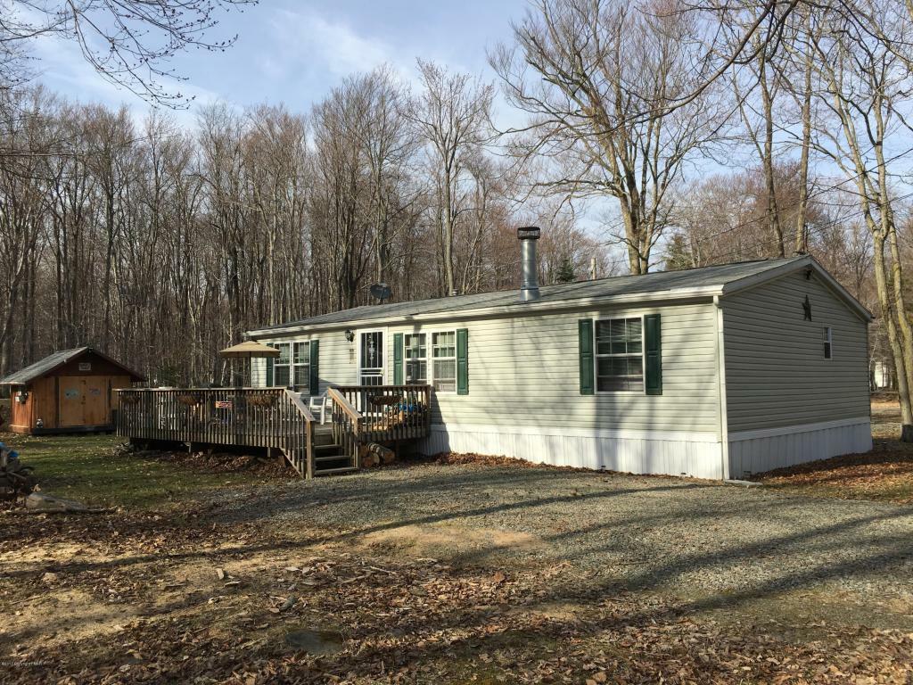 Property Photo:  6 Comanche Path  PA 18424 