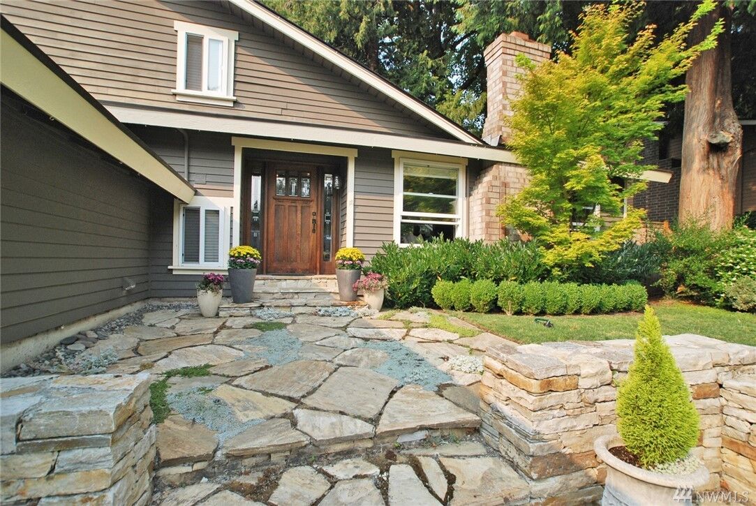 Property Photo:  10544 NE 122nd St  WA 98034 