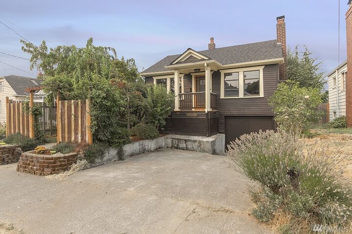 3241 15th Ave S  Seattle WA 98144 photo