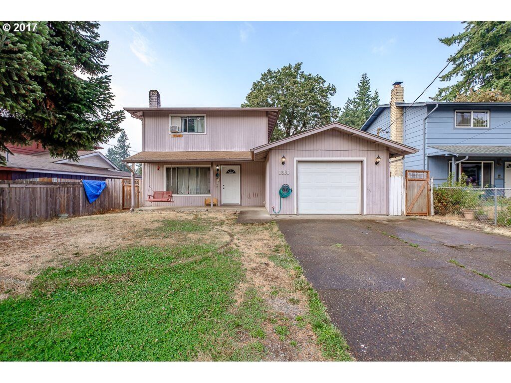 Property Photo: 1360 Poplar St OR 97386