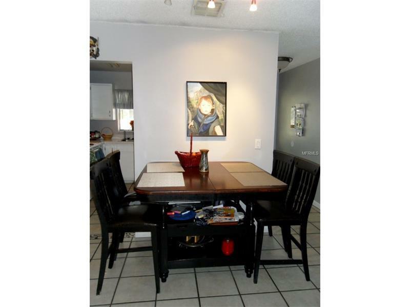 Property Photo: 504 Derby Drive FL 32714